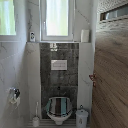 Apartment Elevenstreet Apartman-